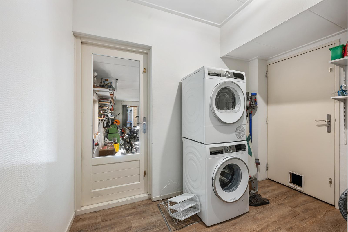 Vrijstaande woning te koop: Bloemenstraat 3, Ridderkerk