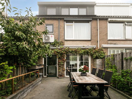 Prins Bernhardstraat 5