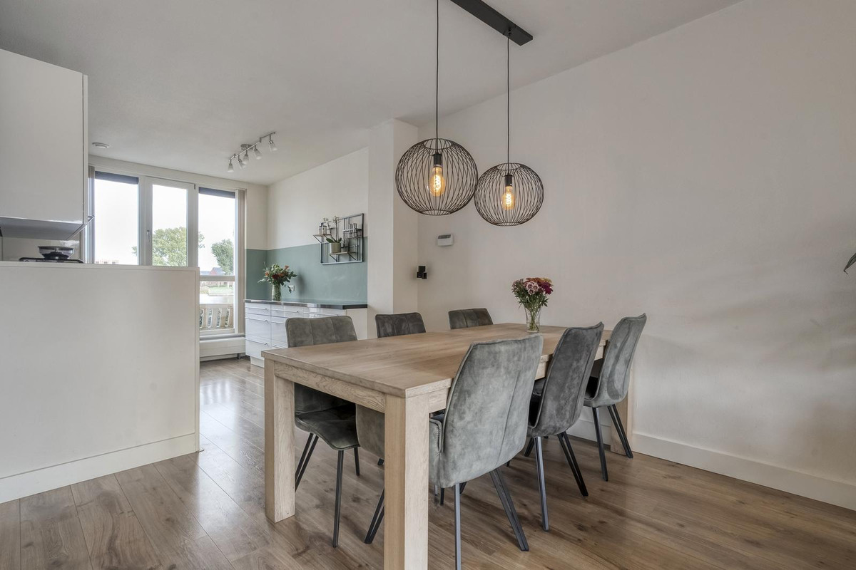 Tussenwoning te koop: Waterfront 37, Dronten