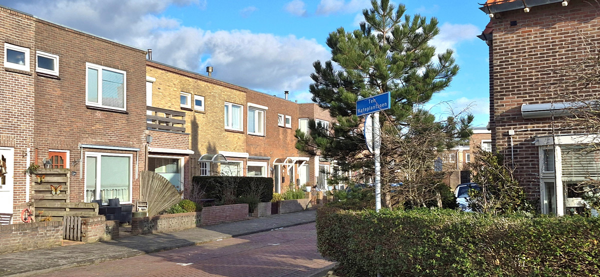 Tussenwoning te koop: De Genestetstraat 7, Zandvoort