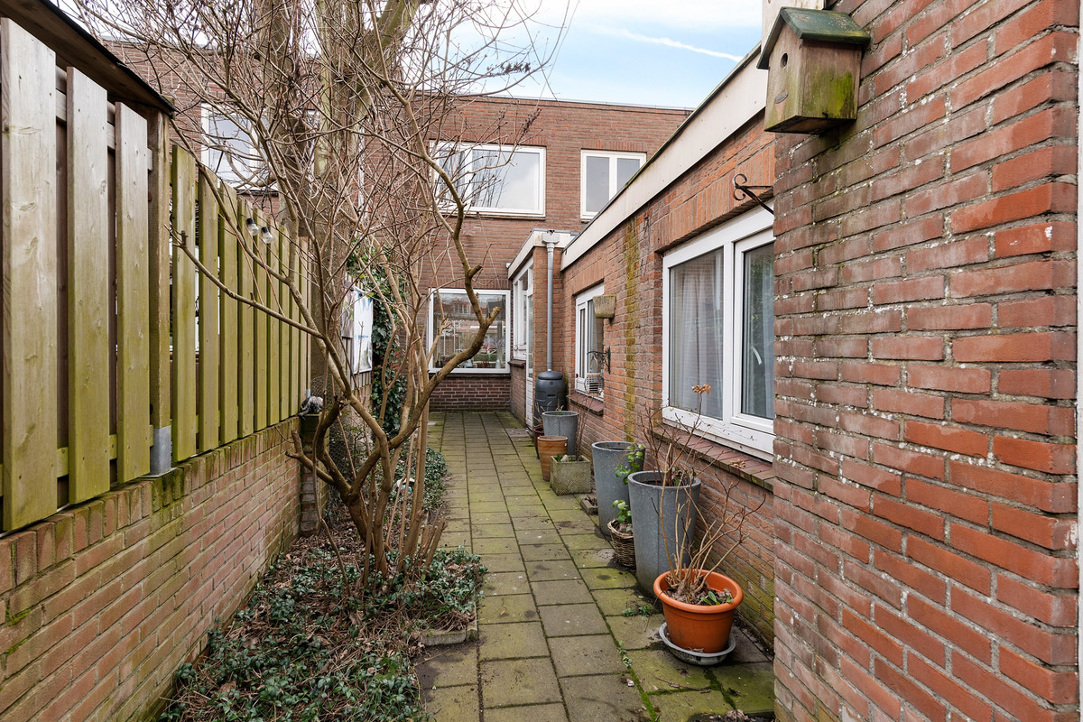 Tussenwoning te koop: De Genestetstraat 7, Zandvoort