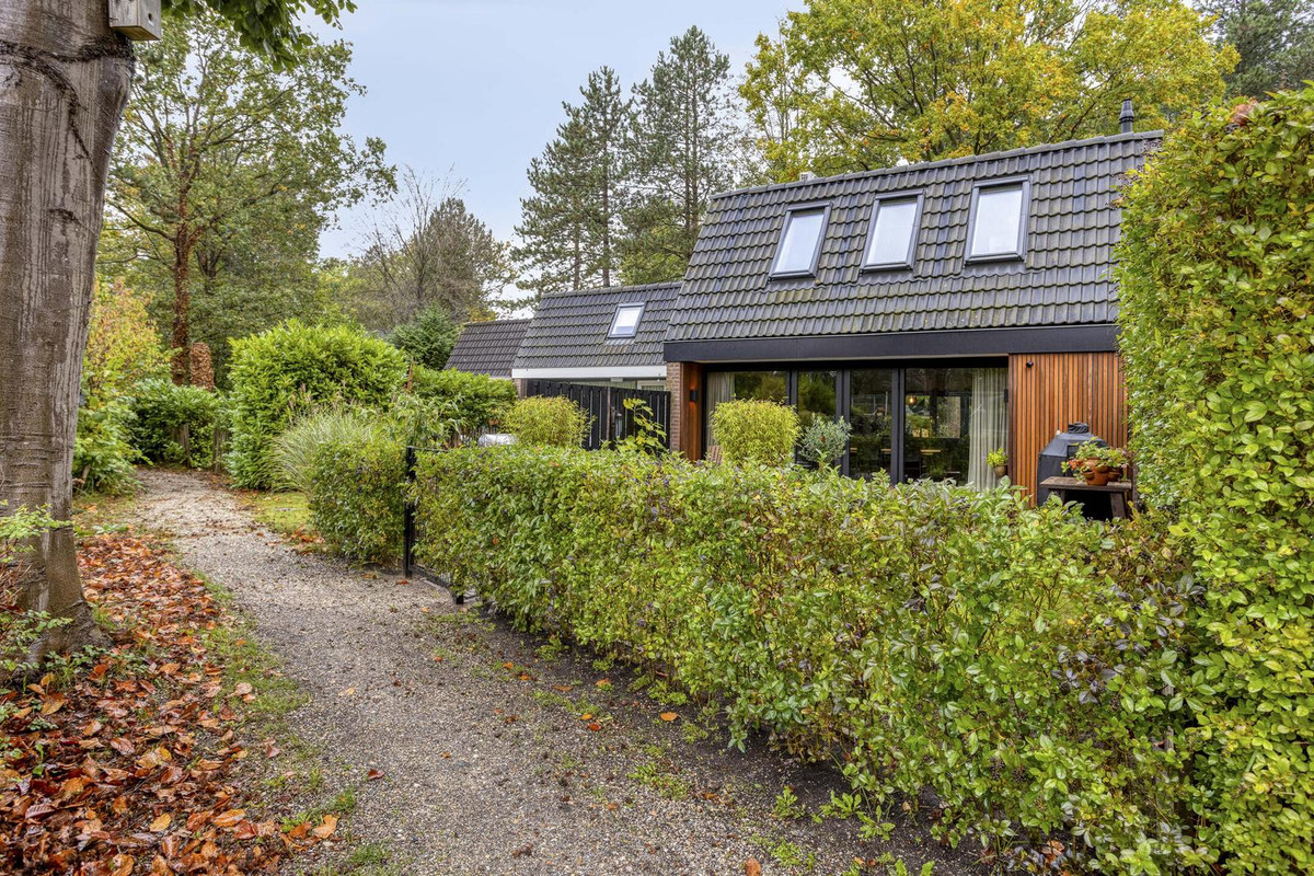 Tussenwoning te koop: Bijsselseweg 11-132, Biddinghuizen