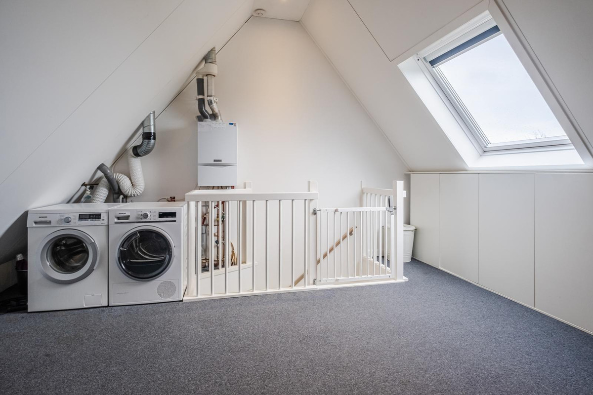 Hoekwoning te koop: Rozemarijn 34, Oost West En Middelbeers