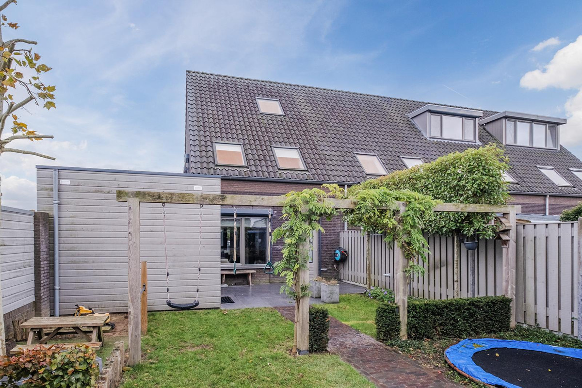 Hoekwoning te koop: Rozemarijn 34, Oost West En Middelbeers