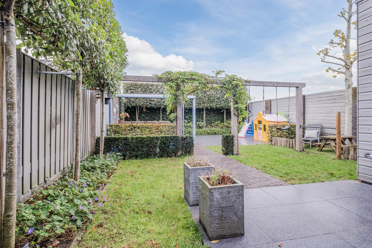 Hoekwoning te koop: Rozemarijn 34, Oost West En Middelbeers