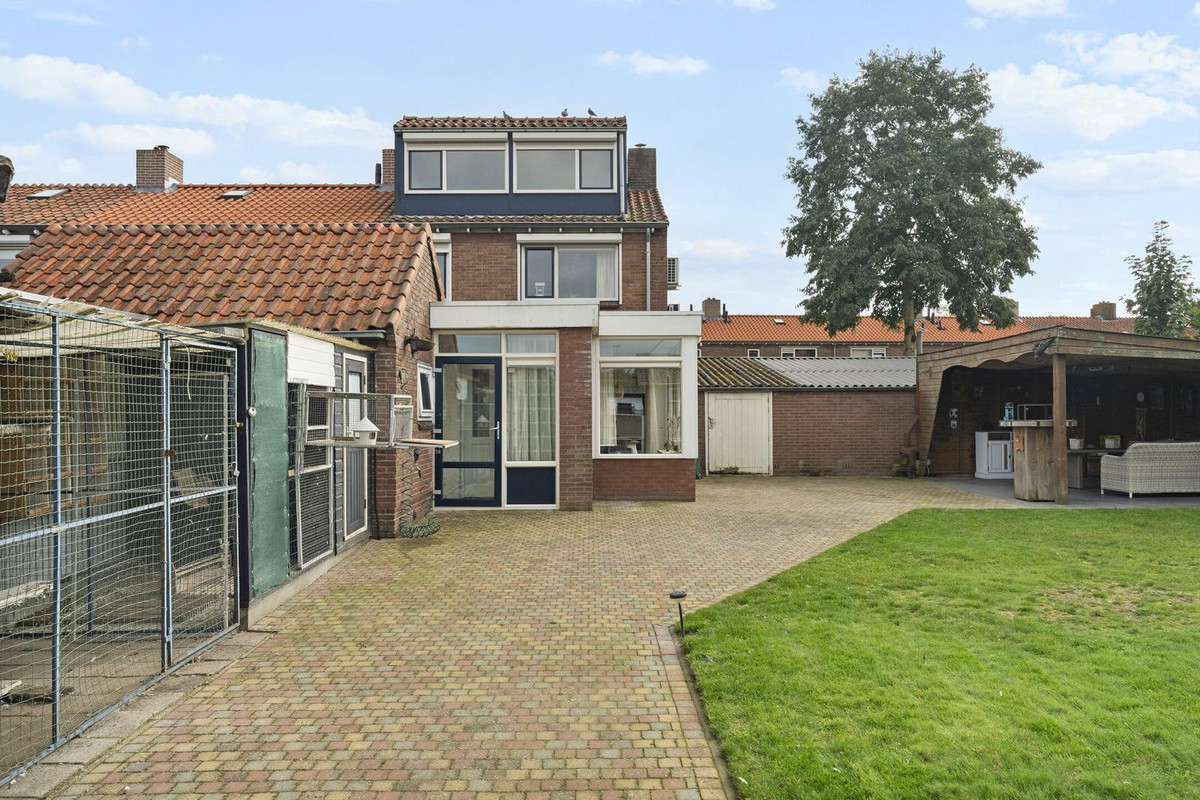 Tussenwoning te koop: Ribesstraat 20, Wezep