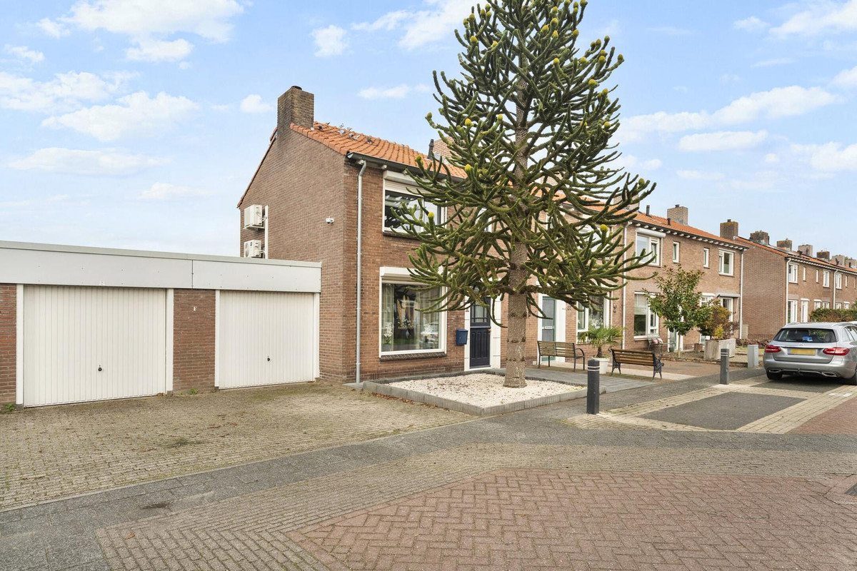 Tussenwoning te koop: Ribesstraat 20, Wezep