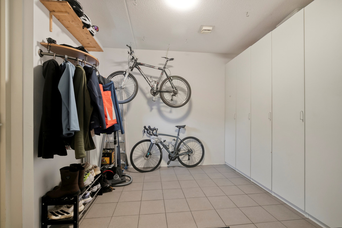 Twee-onder-één-kap te koop: Trompenburg 7, Zeewolde