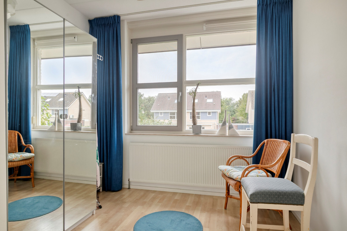 Twee-onder-één-kap te koop: Trompenburg 7, Zeewolde