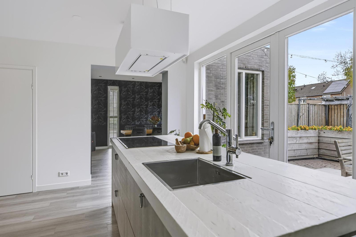 Hoekwoning te koop: Sparrebeek 18, Veldhoven